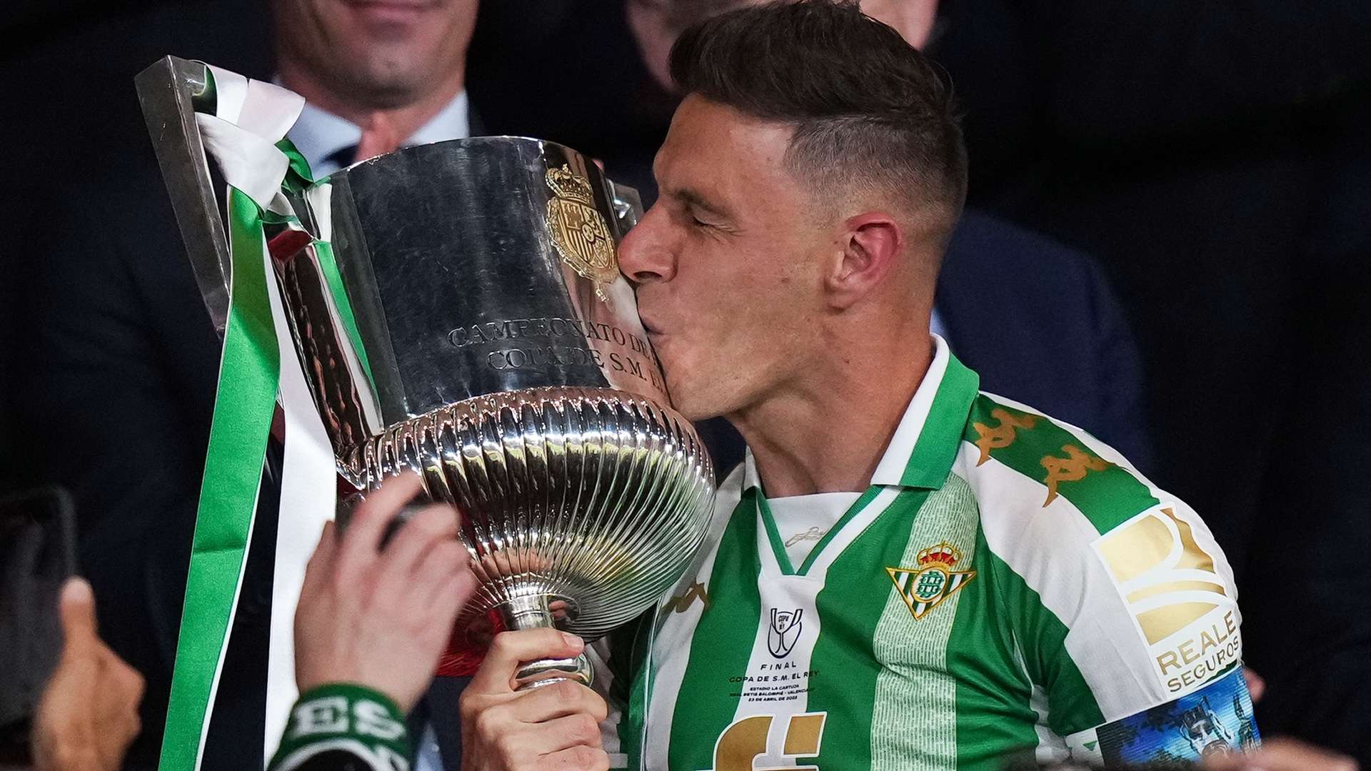 了浓墨重彩 了浓墨重彩