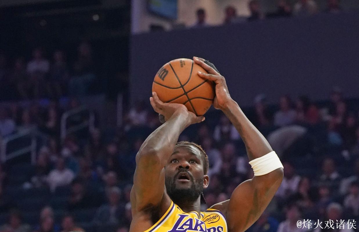 艾顿22+15助开拓者击败热火 尼克斯让篮网吞4连败