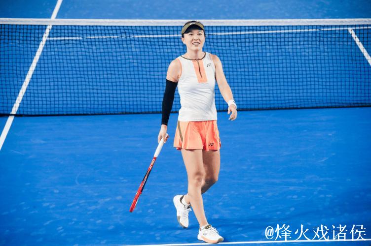 朱琳2-1逆转头号种子 晋级宁波网球公开赛八强
